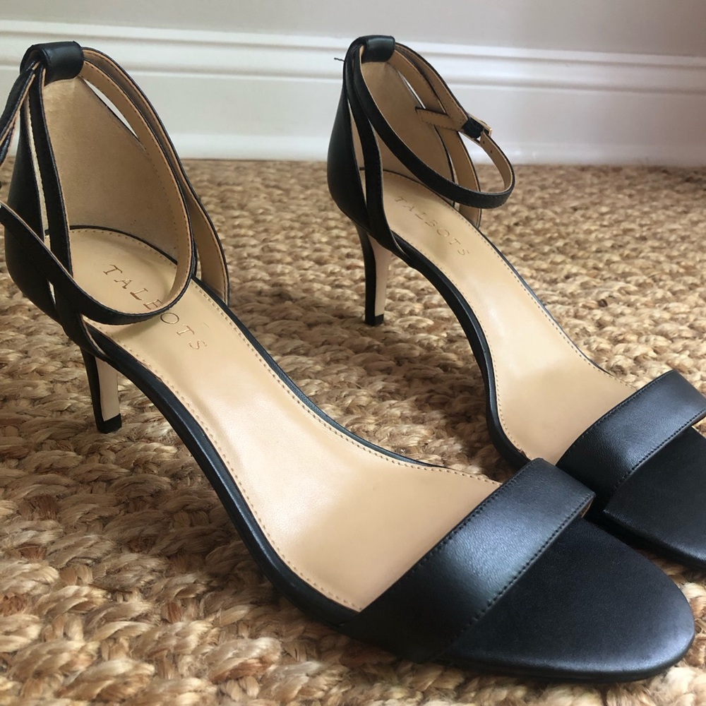 New: Talbots ROSALIE ANKLE-STRAP SANDALS - NAPPA LEATHER. Black. Size 10
